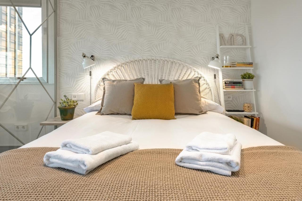 2 Bedrooms 1 Bathroom Furnished - Justicia - Incredible Views - Mintystay Madrid Exterior photo